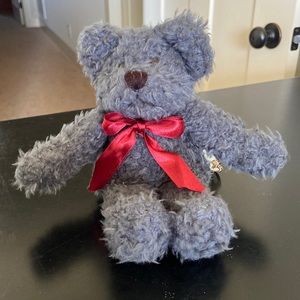 Boyd’s Bear. “Bluebeary”